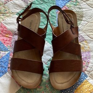 Brand new wedge sandals
